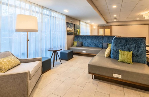 Jasper Hotel | Hampton Inn Jasper