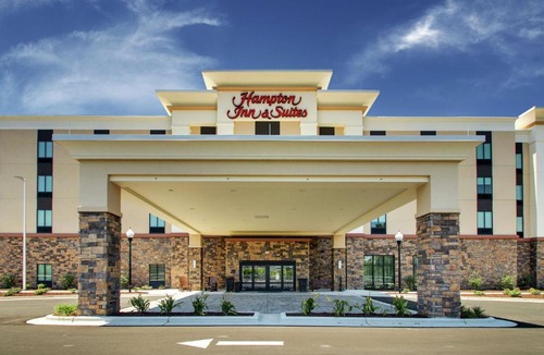 Southport Hotel | Hampton Inn & Suites By Hilton Southport