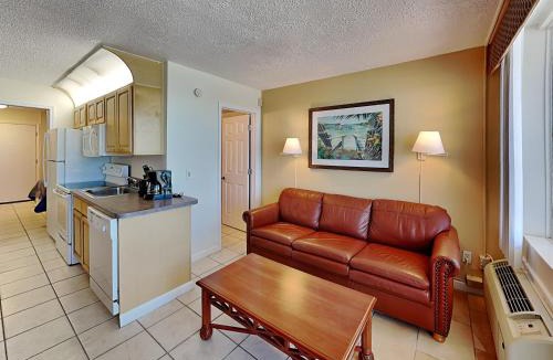 Lenox Park Apartment | Harbour Beach Resort 805