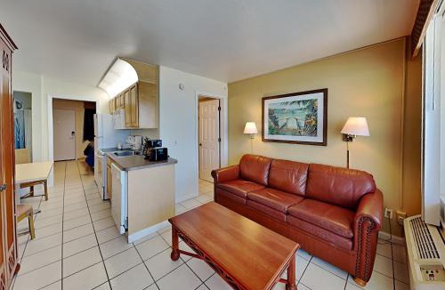 Lenox Park Apartment | Harbour Beach Resort 403
