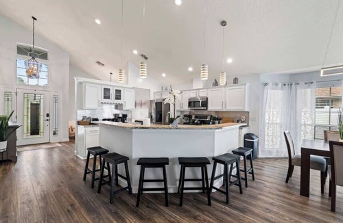 Sandalwood House | Hawkins Cove Hideaway - Serene Waterfront Retreat