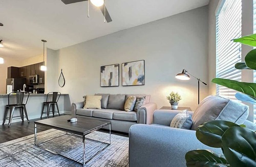 Downtown Tampa Apartment | Heart of Downtown Tampa with Pool Views