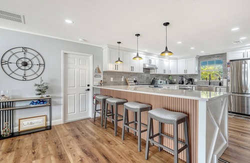 Ringling Park House | Heated Pool Retreat 3BR Minutes to Siesta Key & Downtown
