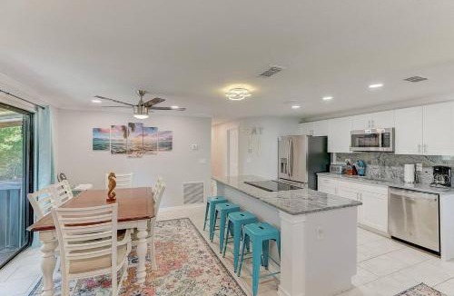 South Bradenton House | Heated Pool & Slide - 6 Min to IMG - Putt Putt