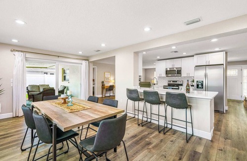 Clearwater House | Heated Pool & Spa Oasis Near Clearwater Beach