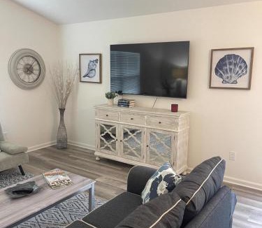 Wildwood Villa | Helena - Patio Villa In RichmondVillagepeople
