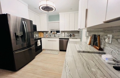 Walsingham House | Hidden Oasis - 10 Min To Beach - Pool & Spa Retreat - Space for Boat/RV