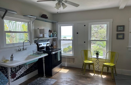 Crystal Beach House | Historic 1-bedroom Gulf front house in Palm Harbor