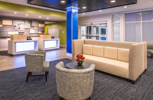 Wesley Chapel Hotel | Holiday Inn Express & Suites - Tampa North - Wesley Chapel, an IHG Hotel