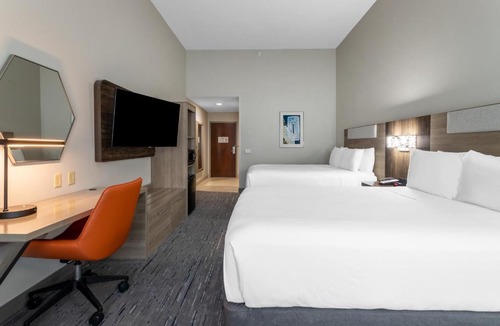 Crystal River Hotel | Holiday Inn Express Crystal River by IHG