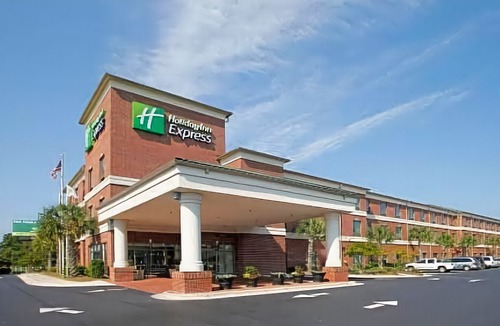 Leland Hotel | Holiday Inn Express Leland - Wilmington Area, an Ihg Hotel