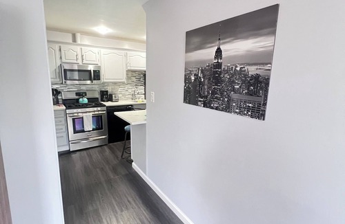 Livingston Apartment | Home away from Home in Livingston NJ