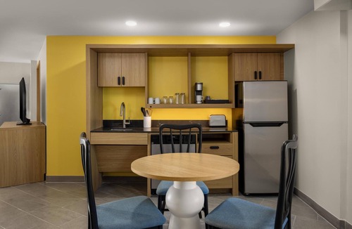 Kill Devil Hills Hotel | Home2 Suites by Hilton Outer Banks Kill Devil Hills