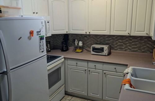 Fossil Park House | Homestay Vaca! 25% off LTR. 3 Bdr with work space. Pet Friendly!