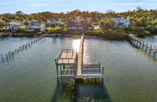 Edgewater House | Hooked on the River