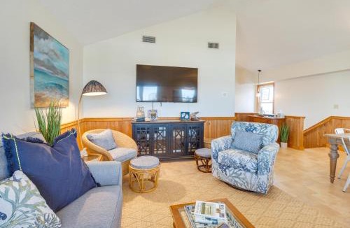 Sea Retreat House | Hot Tub & Ocean Views: Kitty Hawk Haven!