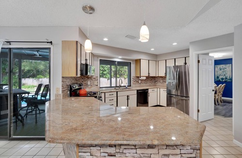 Bearss Plaza House | Hot Tub, Pool, Minutes to Busch Gardens: 3 King Beds, Mini Golf & More!