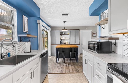 Silver Springs Shores House | House Near Lake Weir in Ocala Florida