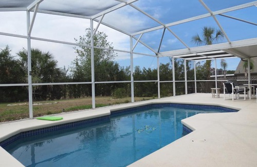 Davenport House | Hwy 27 Area 3 bedroom