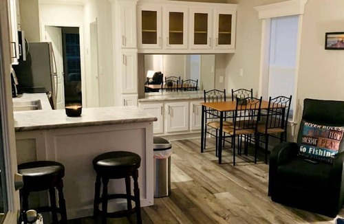 Dunnellon Cottage | Impressive Cottage with Fire Pit in Dunnellon, Florida