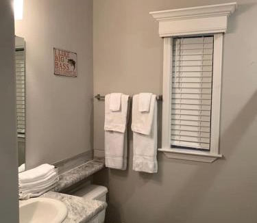 Dunnellon House | Impressive Cottage with Fire Pit in Dunnellon, Florida
