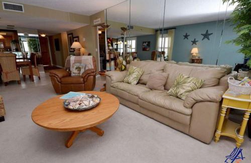 Indian Rocks Beach House | Indian Rocks Beachfront 2BR 2BA Reflections 908