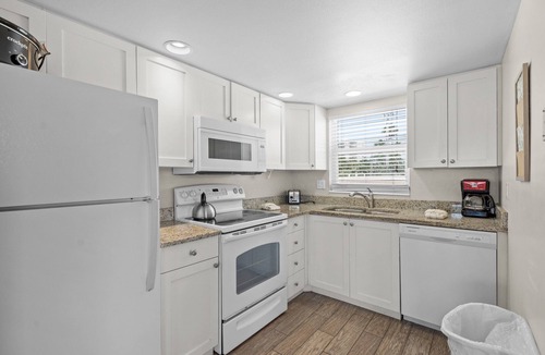 Siesta Key Villa | Island House Beach Resort V10B