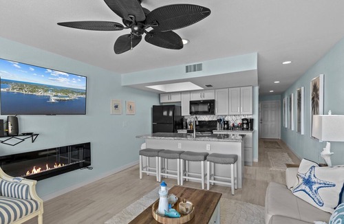 Cedar Key Condo | Island Place 110 Beautiful Gulf Views w/Pool!