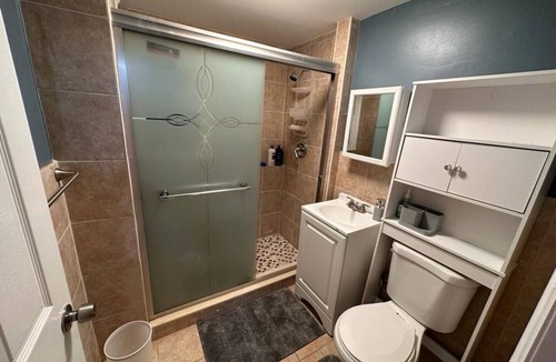 South Plainfield Apartment | iZhaan Suites