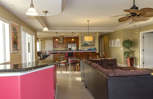 Clearwater Beach Condo | Jun 26-Jul 4 ONLY 300 per night! 3 BR Waterfront, Watch Fireworks from Balcony!