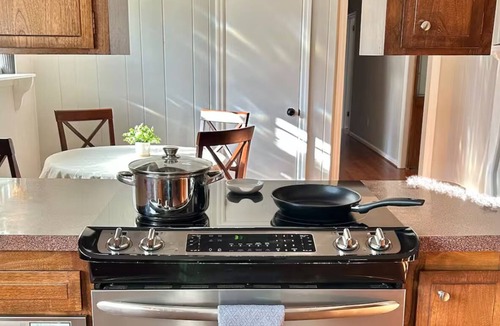 Hartsville House | Kenwood Retreat, Spacious Home Near Downtown