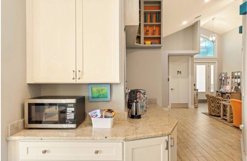 Dunedin Cottage | Key West Style Cottage - with pool/hot-tub