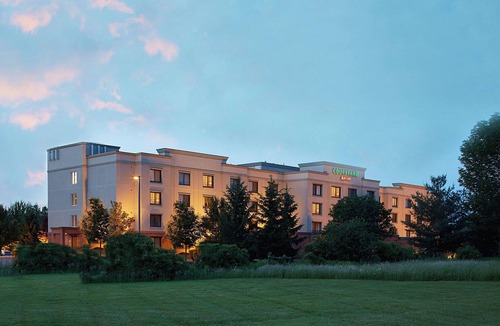 Ithaca Hotel | King | Marriott Ithaca | Free Airport Shuttle, Cornell Minutes, Indoor Pool