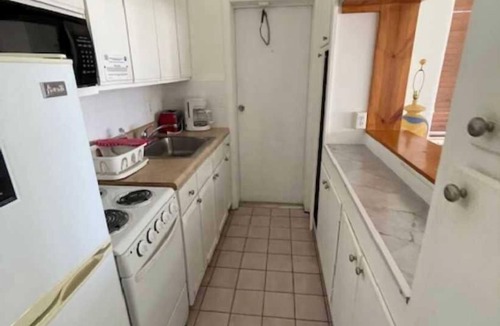 Pompano Beach Hotel | King Studio with Sofa Sleeper, Full Kitchen,Ocean Views