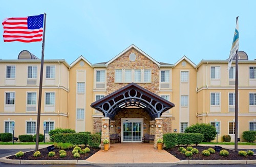 Cranbury Apartment | King Suite. Delicious Free Breakfast. Only 20 Min to Princeton.
