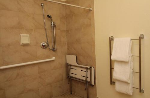 Tampa Hotel | La Quinta by Wyndham Tampa Brandon West