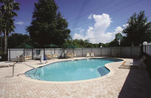 Tampa Hotel | La Quinta by Wyndham Tampa Brandon West