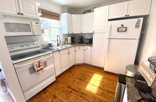Lake Hopatcong House | Lake Hopatcong Lake House - Private Dock, Game Room, kayaks, canoe and Grill