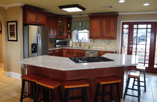 Gilbert House | Lake Murray 5BR | Hot Tub + Outdoor Kitchen