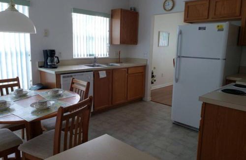 Clear Creek Villa | Lake Therapy by Paradise Resort Vacations