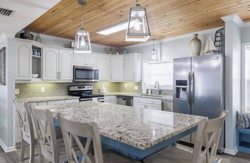 Lake Park House | Lakefront Escape Large Dock, Swings, Screened Porch and Stunning Sunset Views