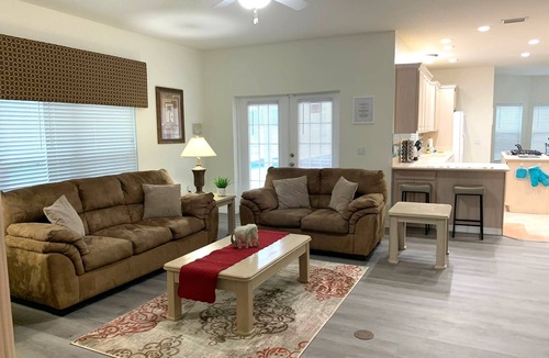 West Kissimmee House | Lakefront Getaway LG South Facing Pool Hot Tub Pool Table & BBQ - 2 miles Disney