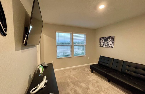 Haines City House | Lakeview Oasis w/Game Room, Screened Patio & Playground Across the Street