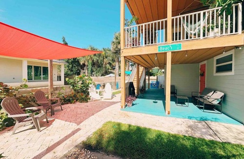 Horton Shores Apartment | Lala's Beach House, Two!