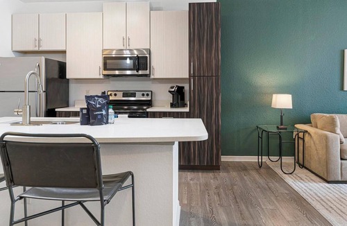 Fairvilla Apartment | Landing | Amazing 1BD, Clubhouse, Gym