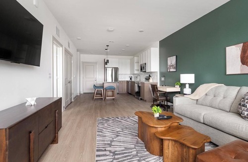 Highpoint Apartment | Landing | Amazing 1BD, Game Room, Pool