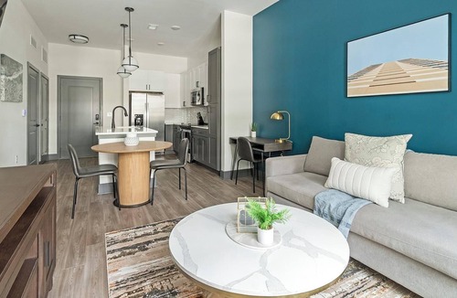 Southbank Apartment | Landing at Artea at Southbank - 1 Bedroom in Do...