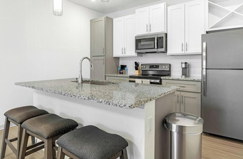 Lake Wales Apartment | Landing | Beautiful 1BD, Game Room