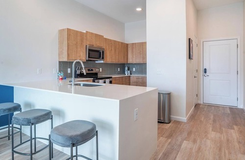 Florida Center Apartment | Landing | Beautiful 1BD, Game Room, Clubhouse