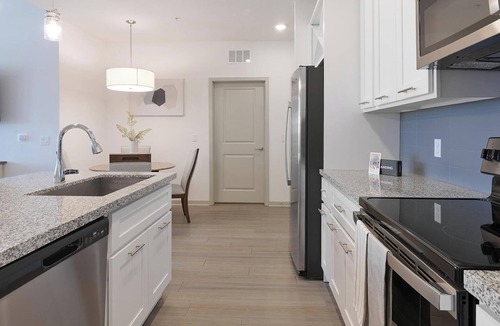 Apopka Apartment | Landing | Beautiful 2BD, Clubhouse, Gym